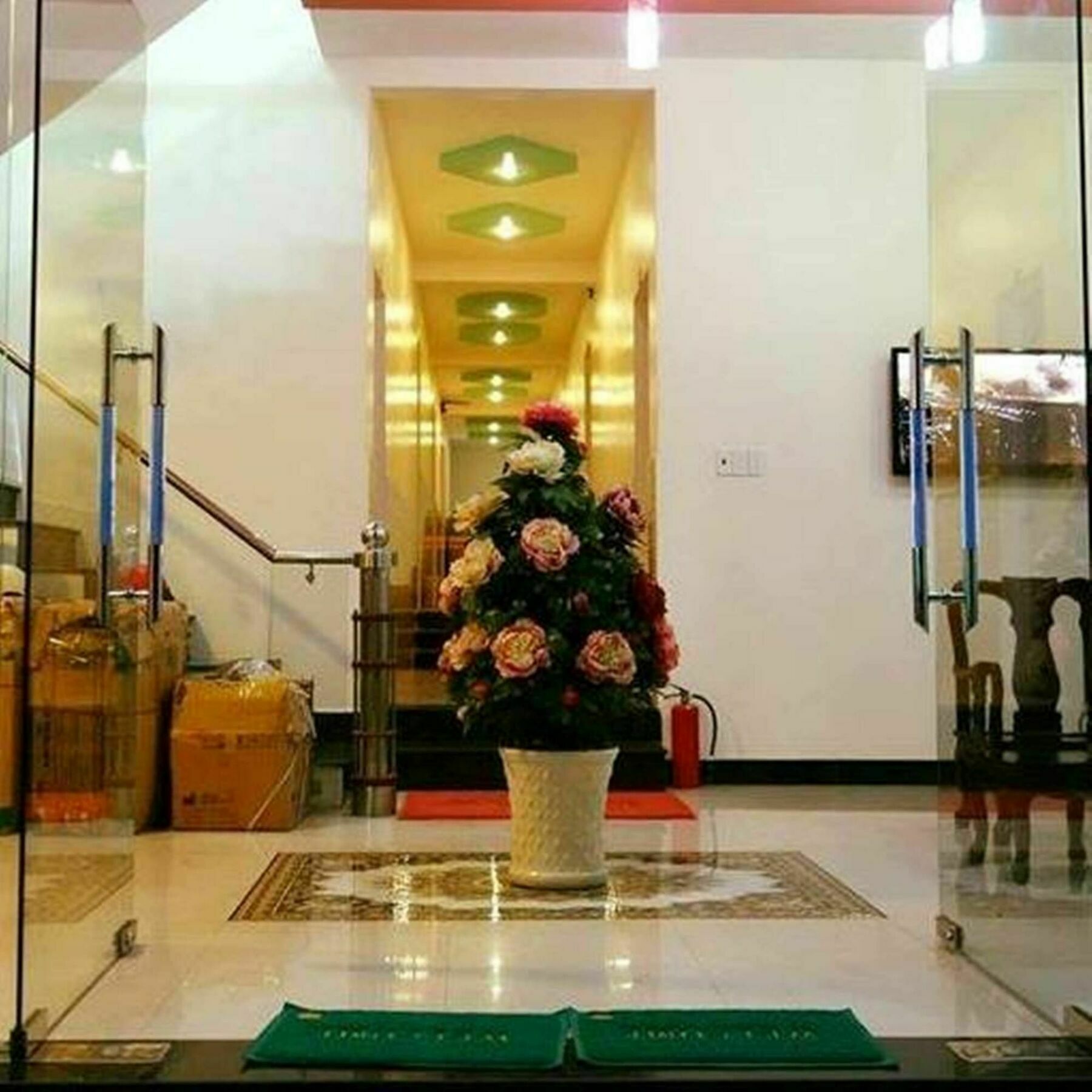 Huong Quang Guesthouse Дуонг-Донг Экстерьер фото