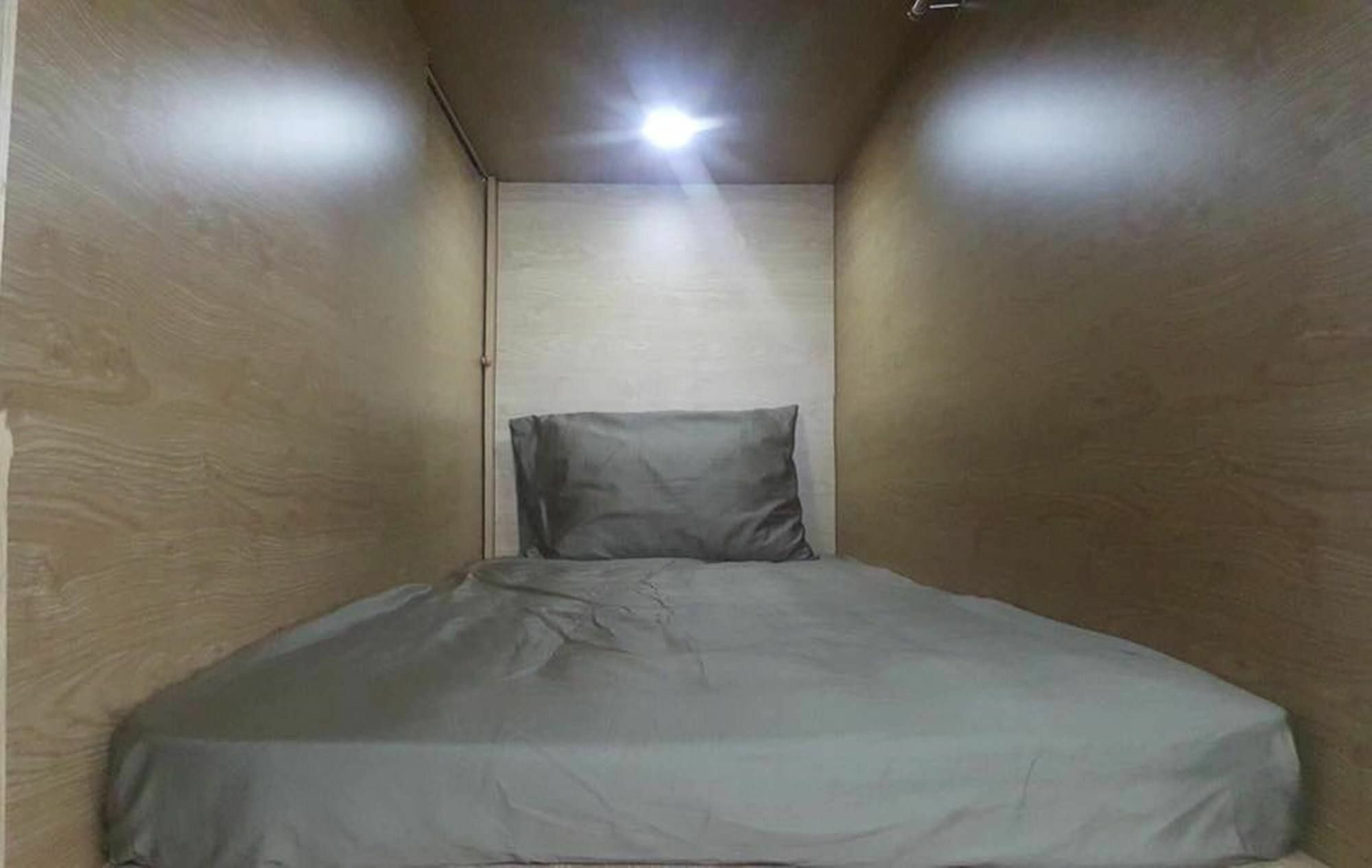 Huong Quang Guesthouse Дуонг-Донг Экстерьер фото