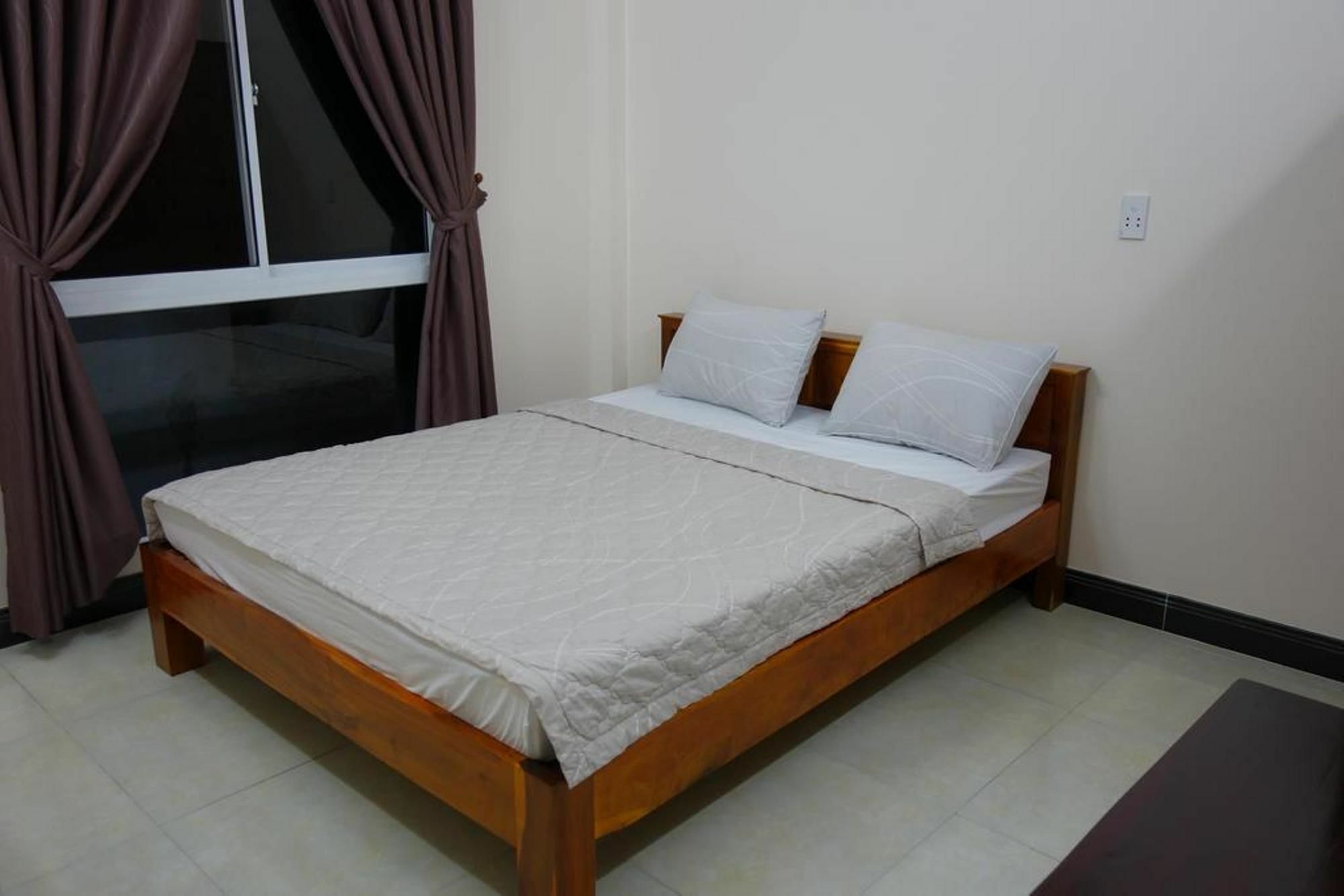 Huong Quang Guesthouse Дуонг-Донг Экстерьер фото